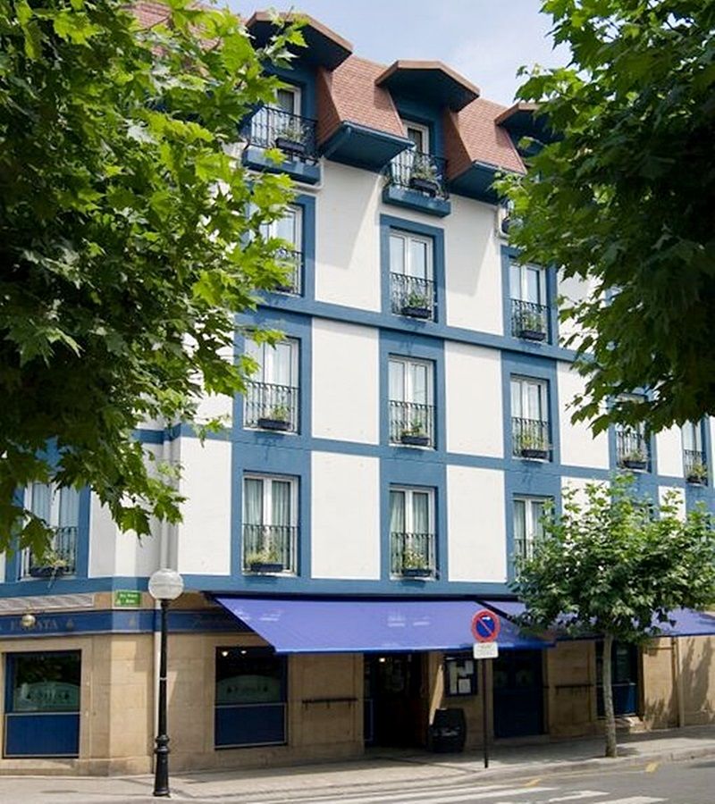 Apartamentos Jauregui Hondarribia Luaran gambar